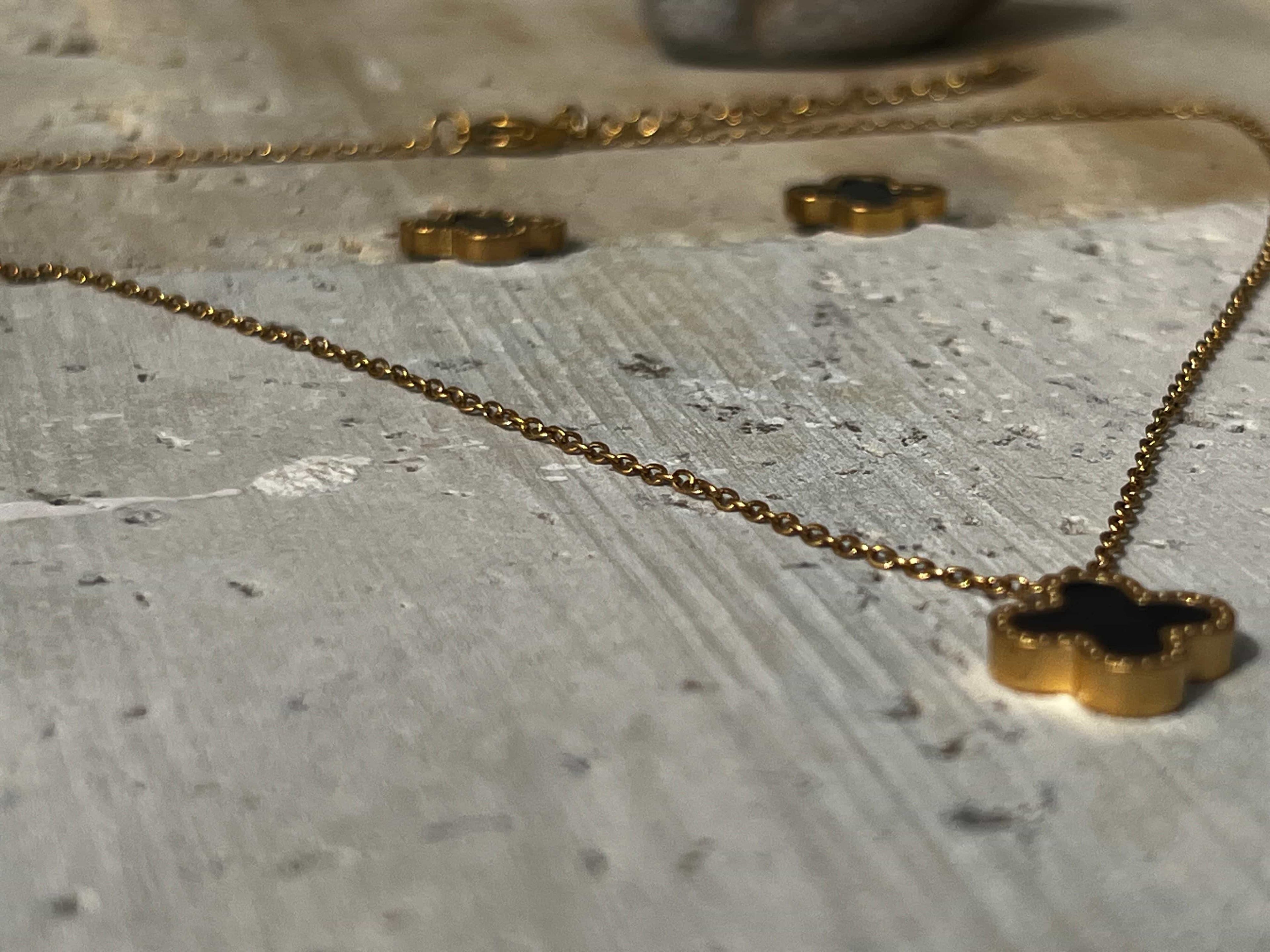 Clover Noir Set - ShopLovii