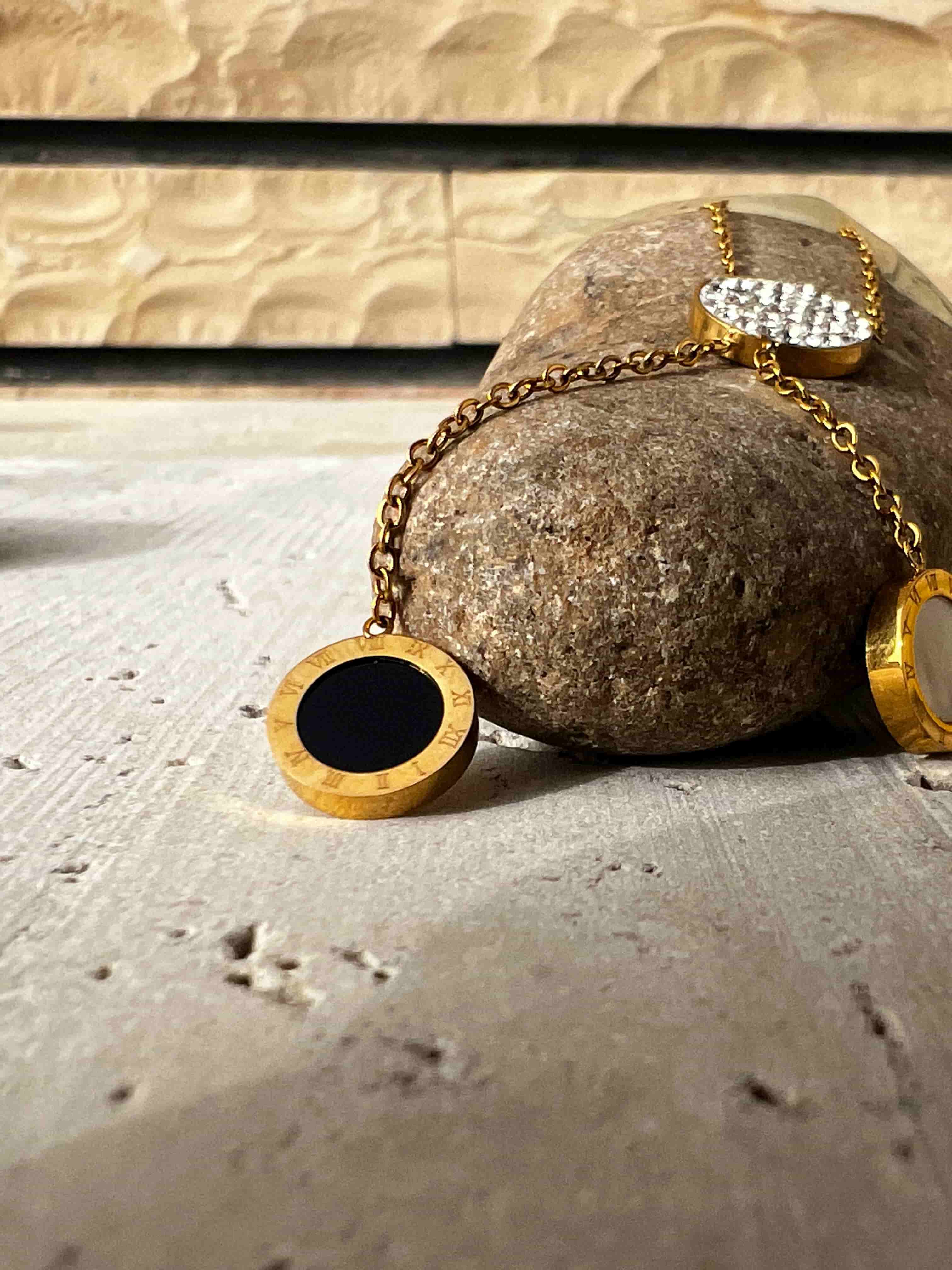 The Triad Pendant - ShopLovii