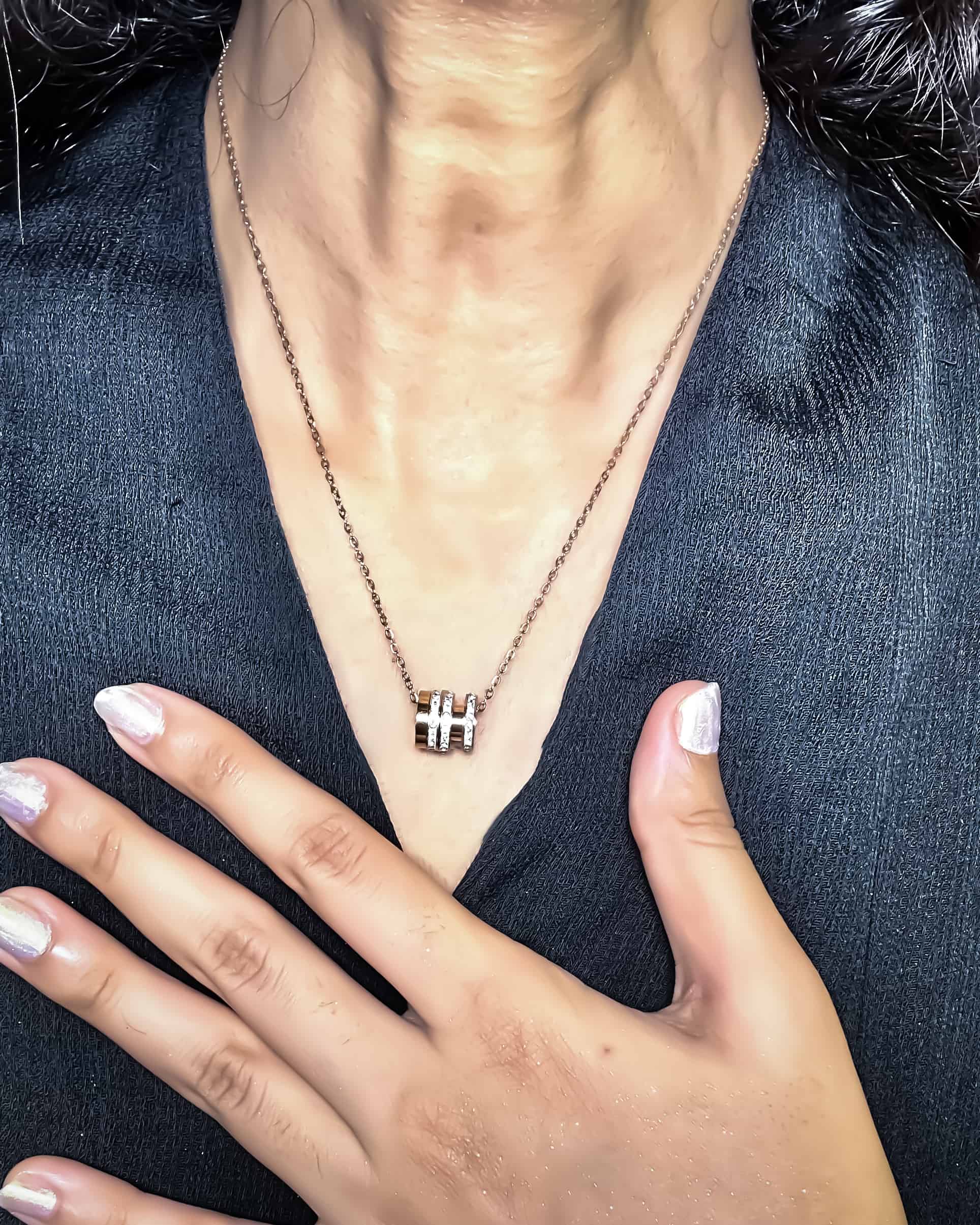 The Verona Band Pendant - ShopLovii