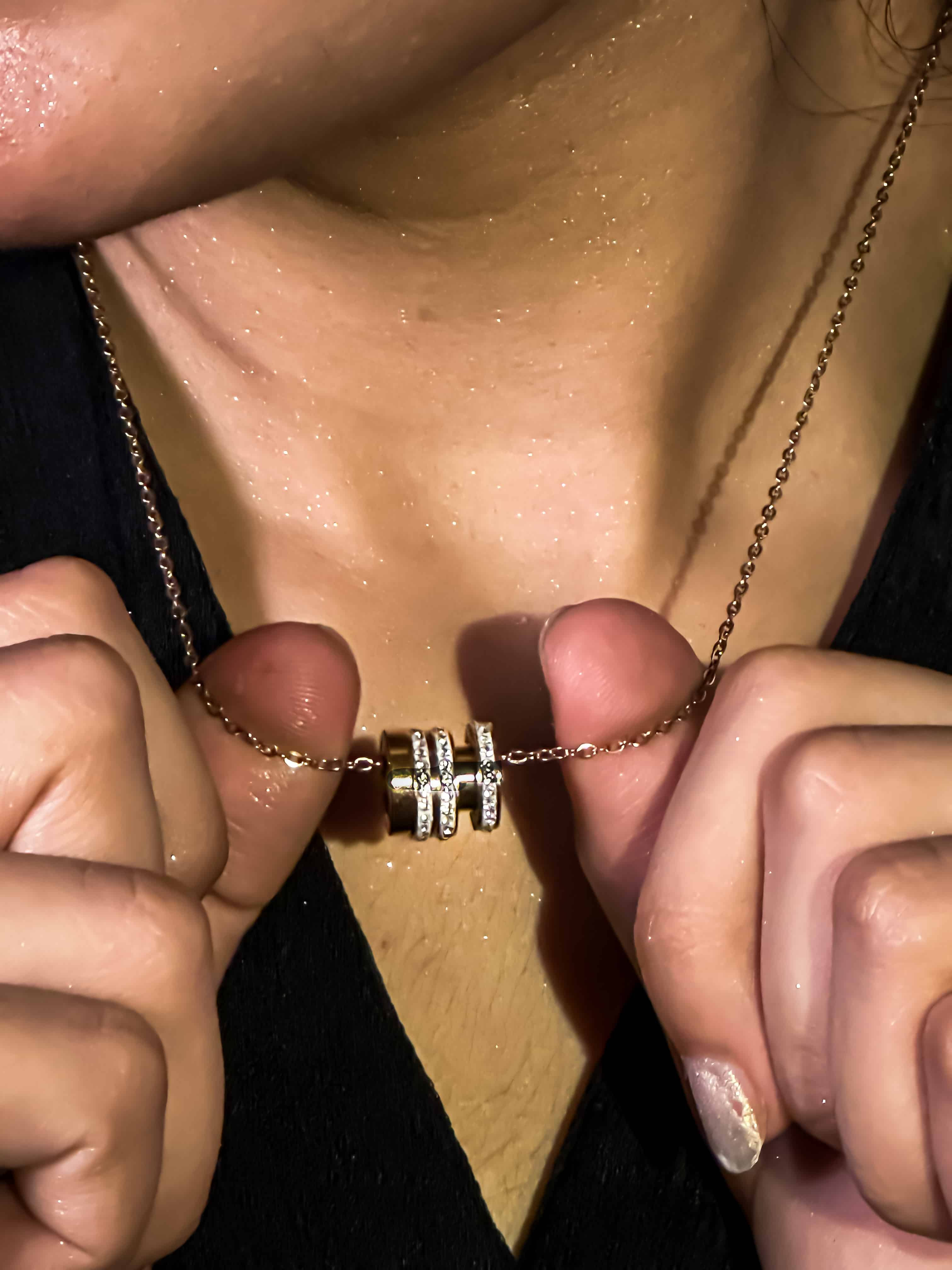 The Verona Band Pendant - ShopLovii