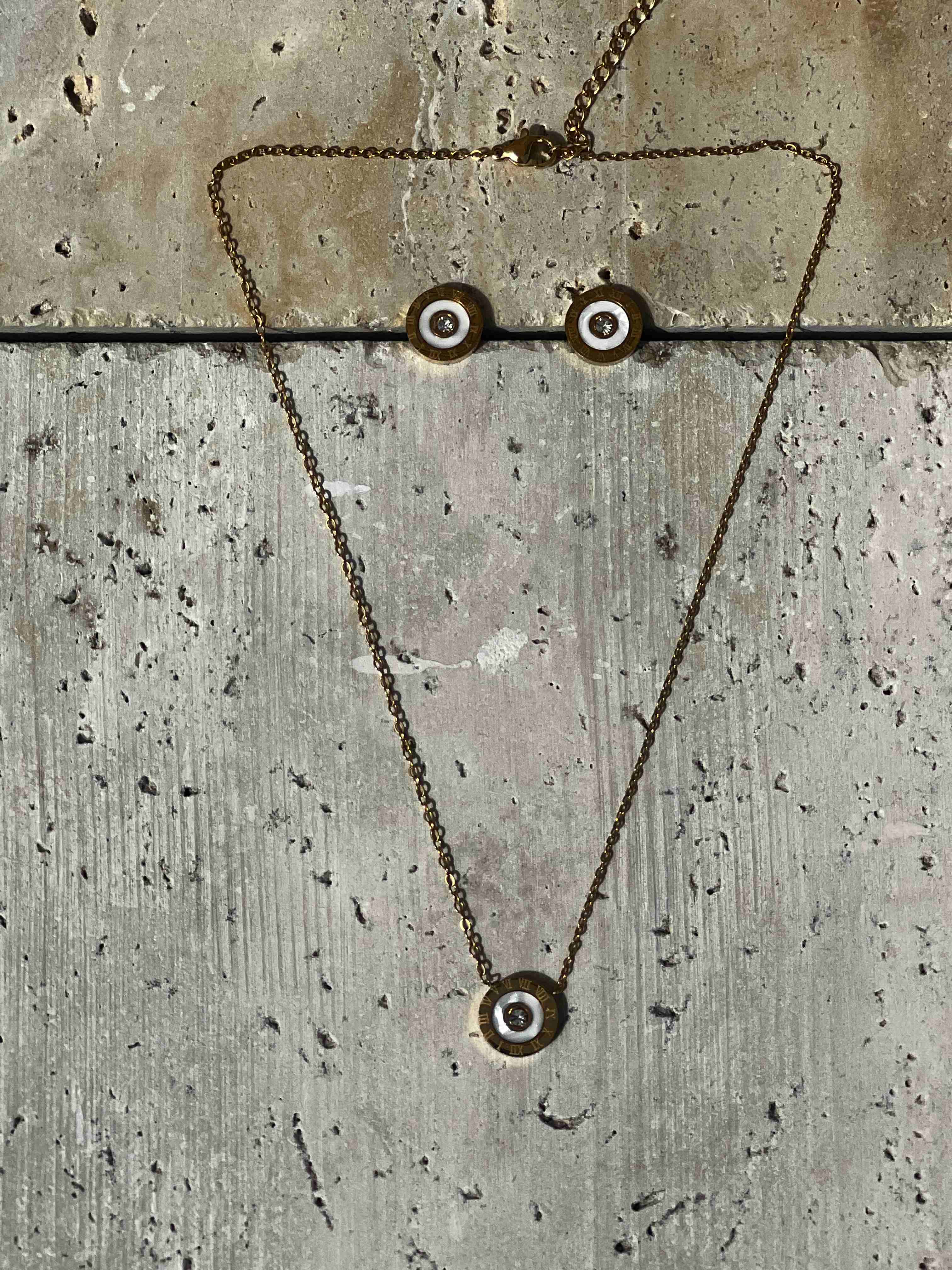 The Meridian Set