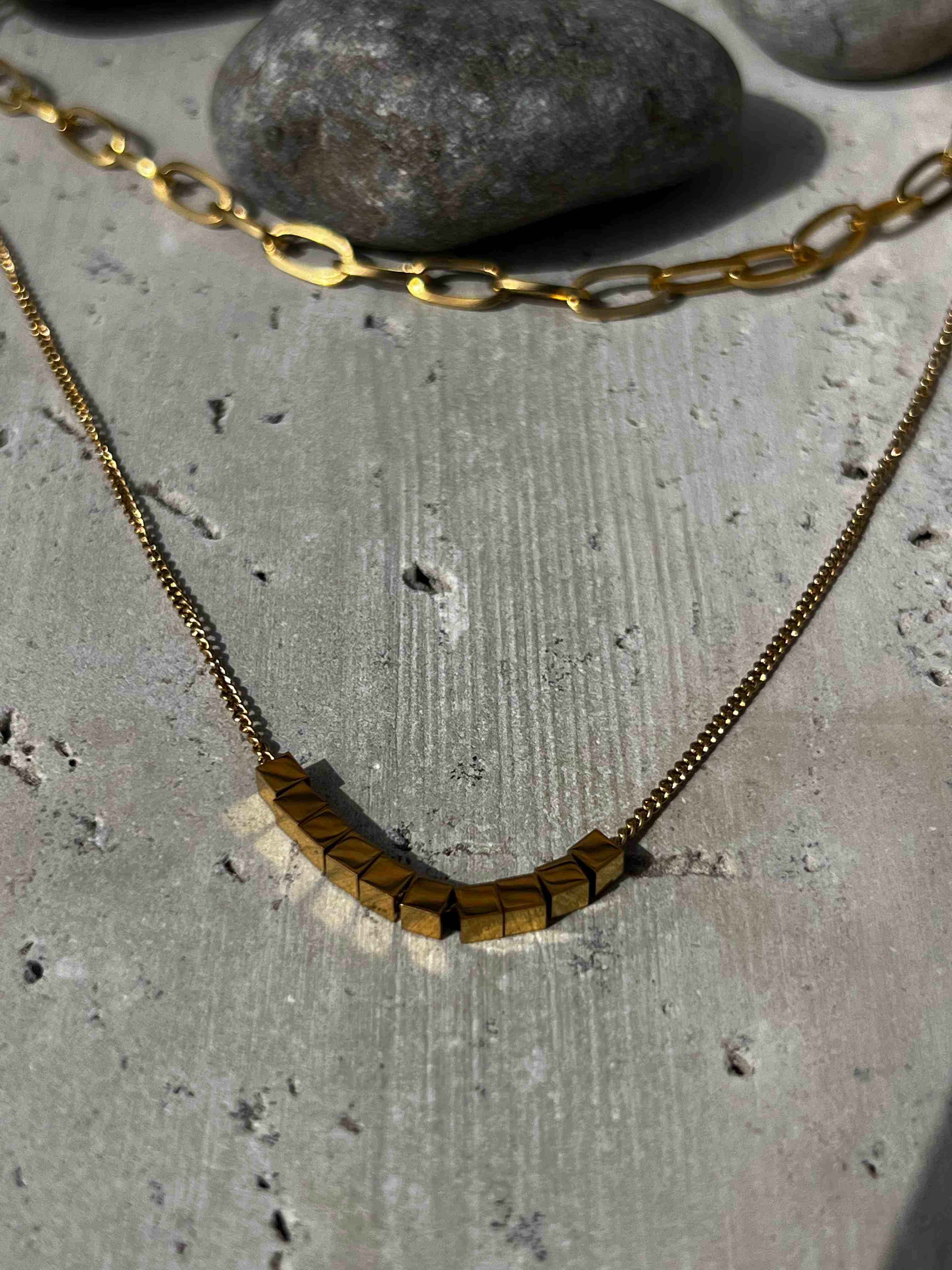 Lucent Fold Necklace