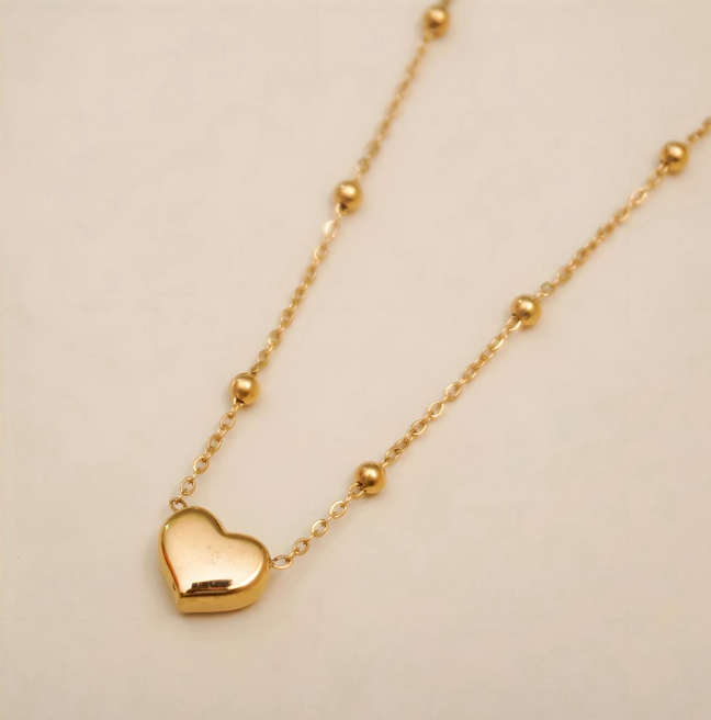 HEARTLUME NECKLACE