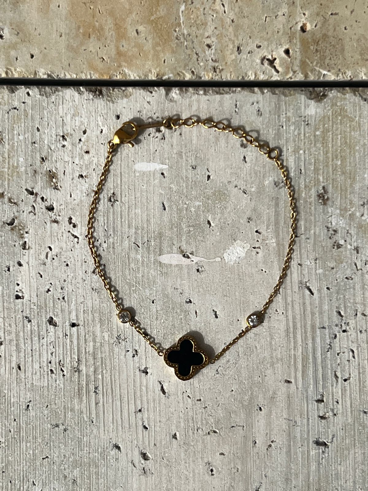 Clover Noir Bracelet - ShopLovii