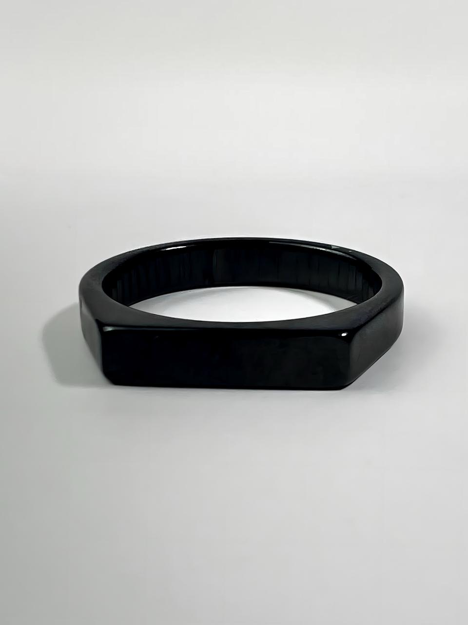 VECTOR SIGNET RING (BLACK)