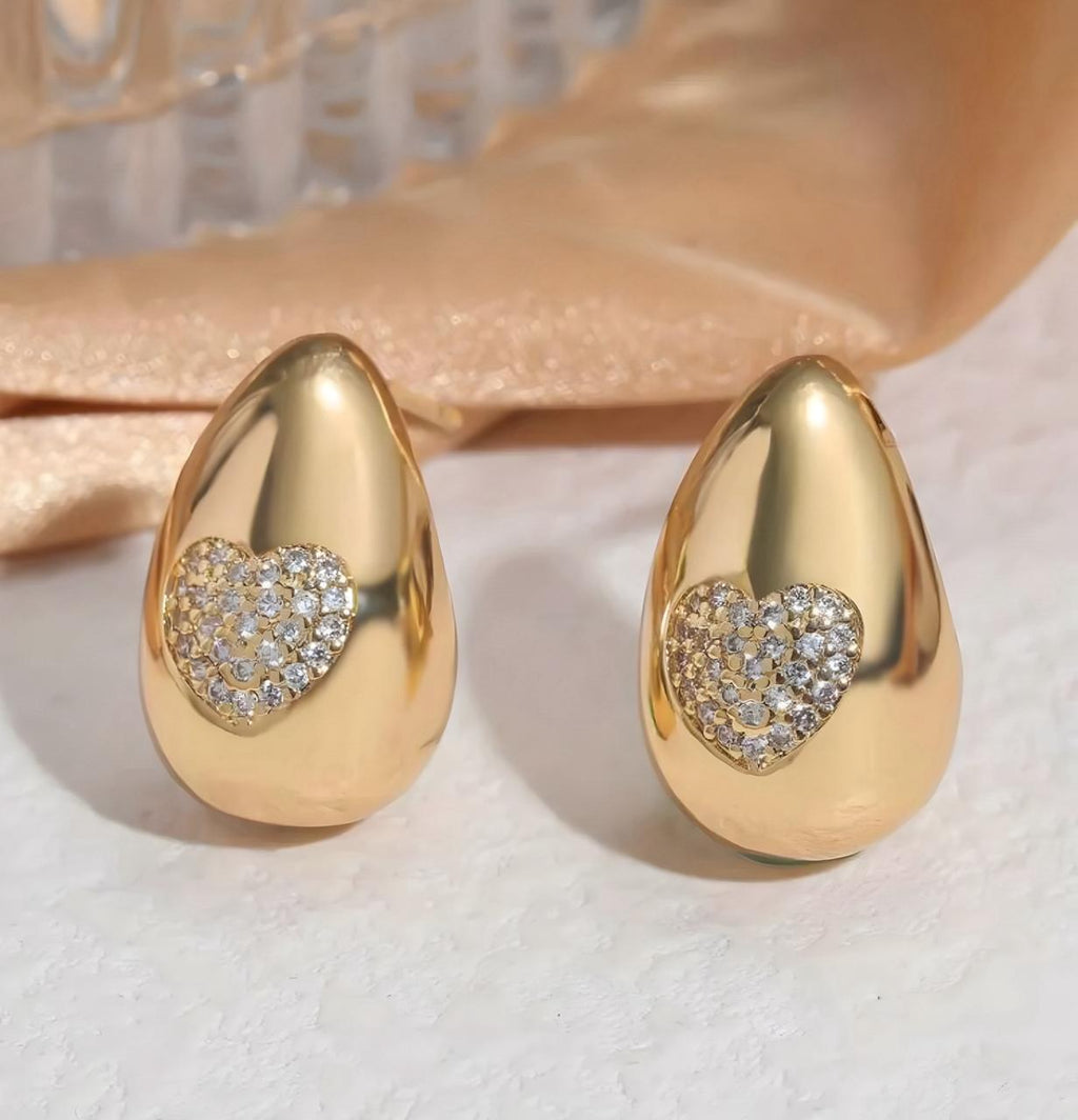 LUNA HEART DROP EARRINGS – GOLD