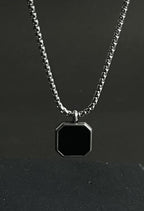 ONYX SQUARE PENDANT